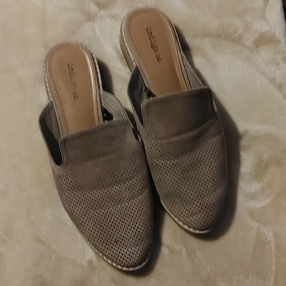 Used Indigo Rd. 8 Briwn Slides - Picture 2 of 2